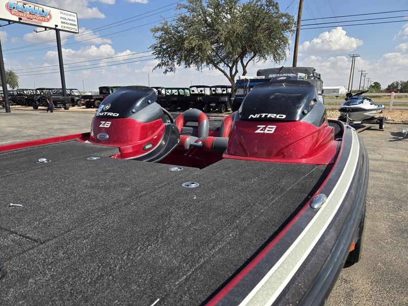 USED 2014 NITRO Z8 Image 17