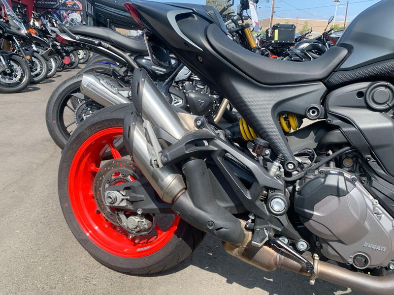 Used 2022 Ducati Monster 937 Image 11