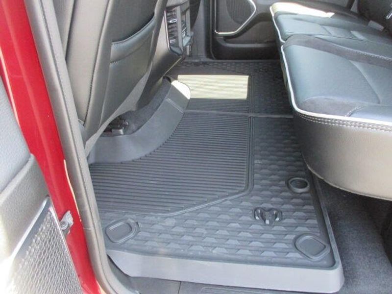 2025 RAM 1500 Laramie Crew Cab 4x4 5