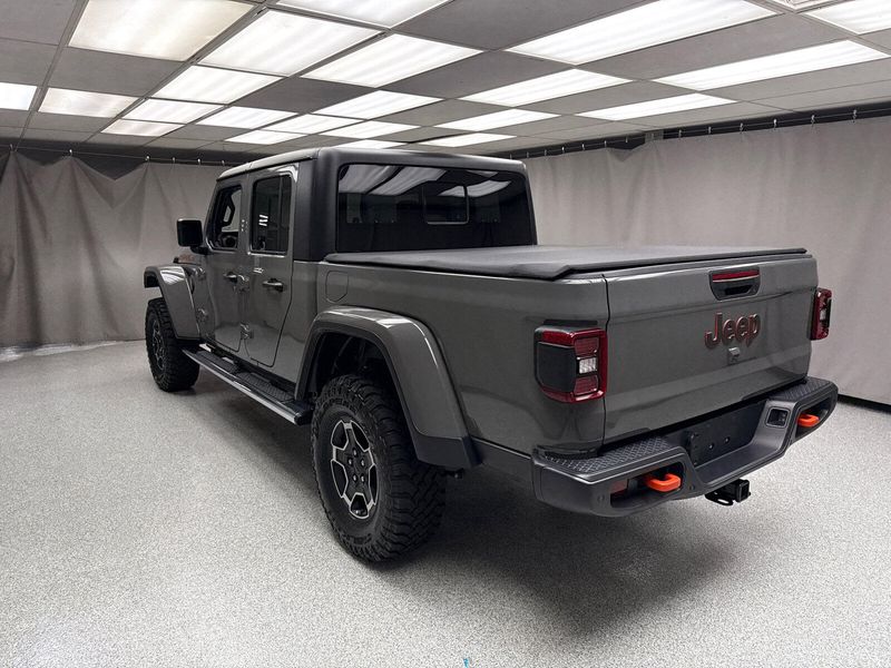 Used 2022 Jeep Gladiator MojaveImage 2
