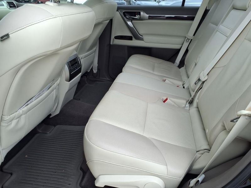 2019 Lexus GX 460 460Image 6