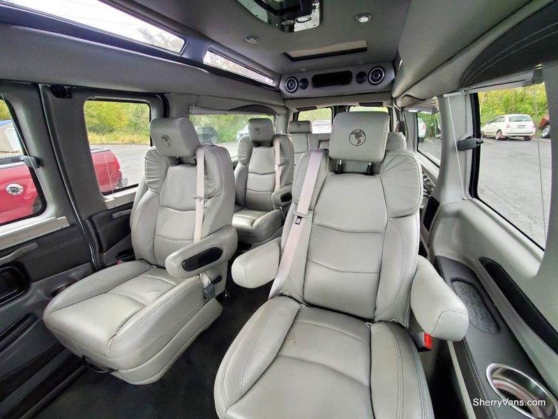 2020 Chevrolet Express Cargo Image 2