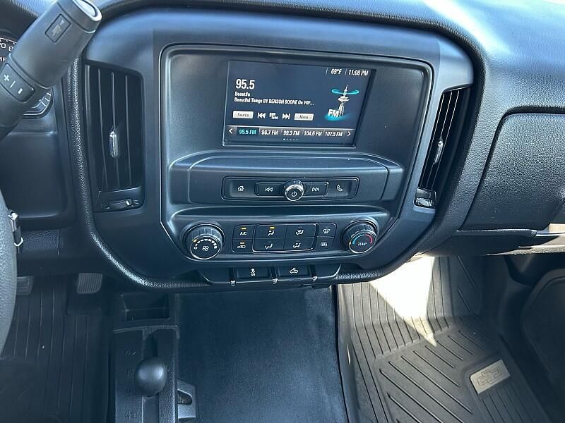 2017 Chevrolet Silverado 1500 LS photo 14