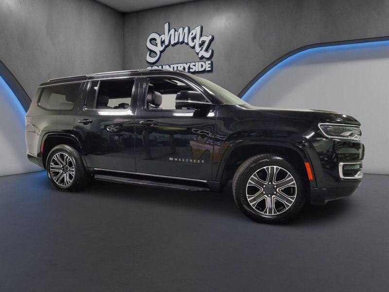2023 Jeep Wagoneer 5.7L V6 4X4 w/Sunroof & NavImage 3
