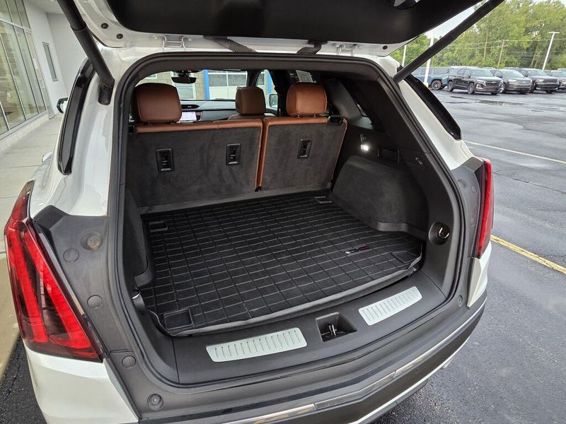 Used 2023 Cadillac XT5 AWD Premium Luxury