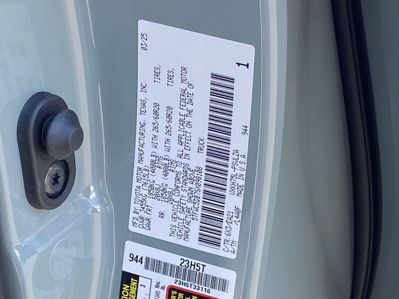 New 2025 Toyota Tundra Limited HybridImage 21