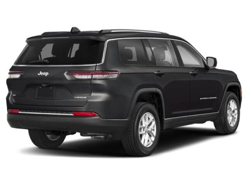 2025 Jeep Grand Cherokee Summit ReserveImage 3