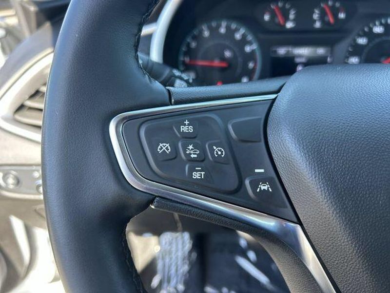 Used 2025 Chevrolet Malibu RSImage 22