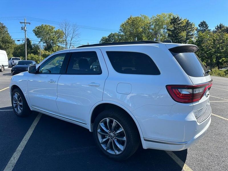 2022 Dodge Durango SXT photo 8