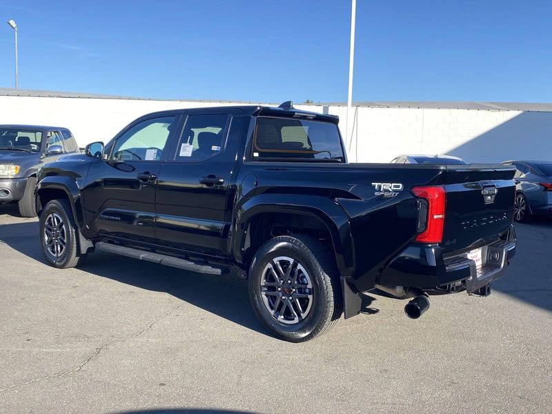 2024 Toyota Tacoma TRD SportImage 5