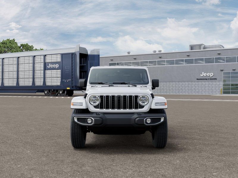 New 2026 Jeep Wrangler SaharaImage 6