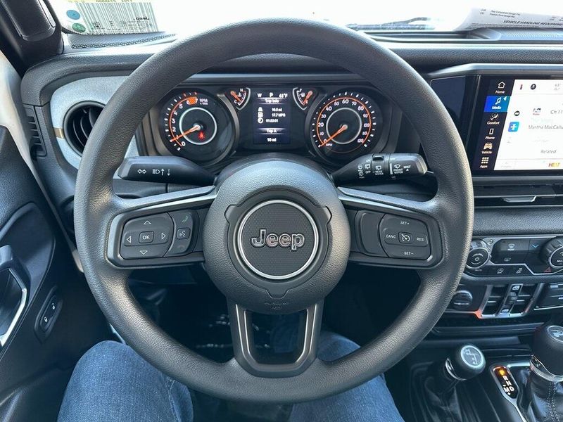 2025 Jeep Wrangler 4-door SportImage 2