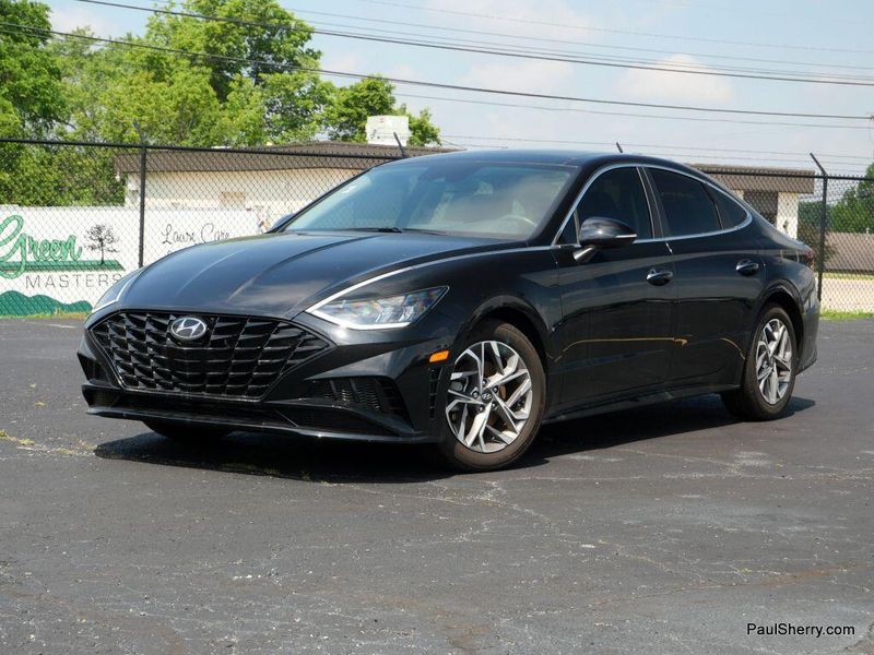 2022 Hyundai Sonata SELImage 5