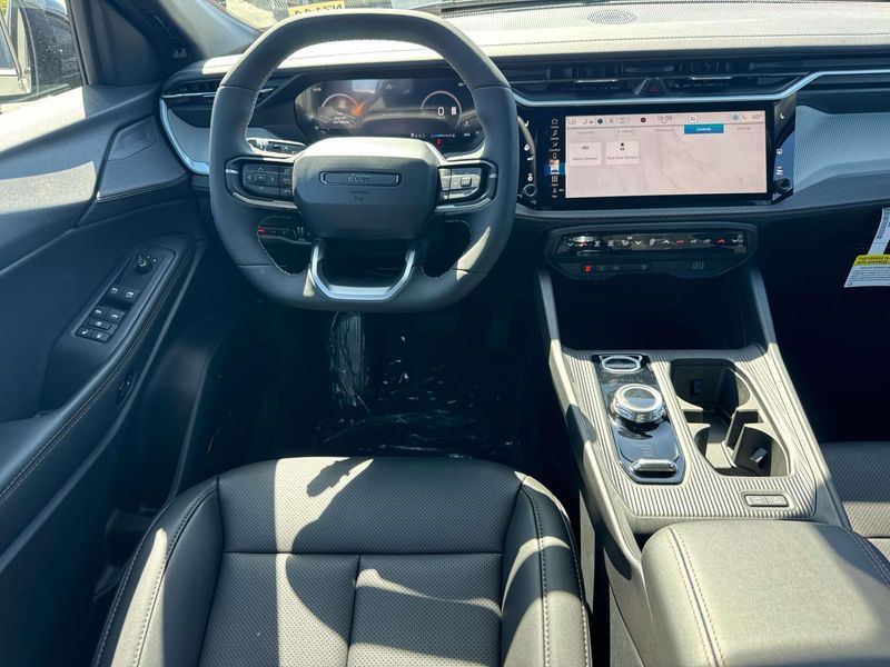 New 2026 Jeep Cherokee Limited 4x4