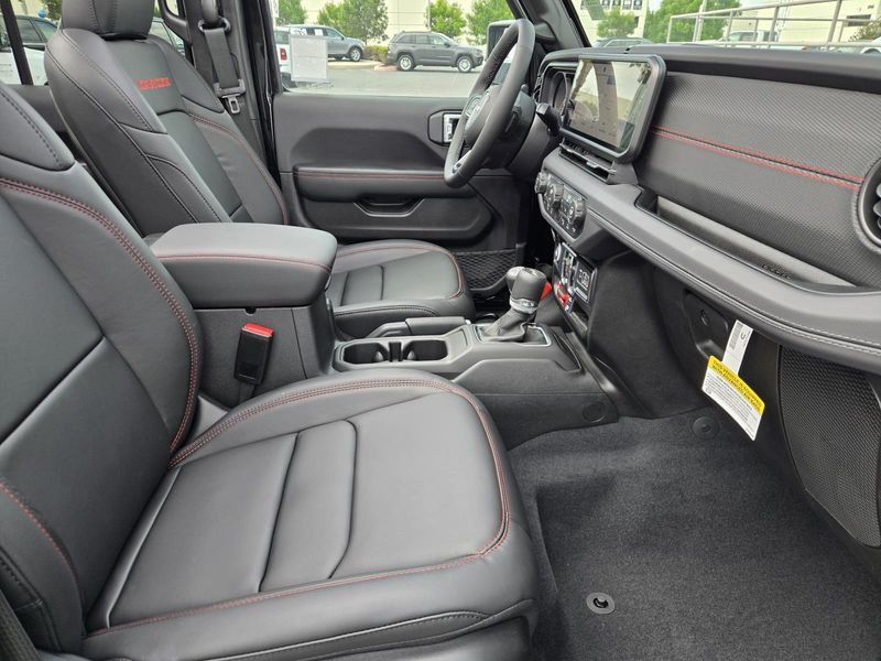 New 2026 Jeep Wrangler 4-door Rubicon X