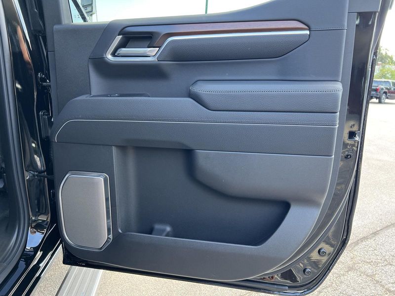 2026 Gmc Sierra 1500 Denali photo 14