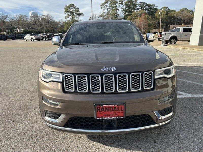 2017 Jeep Grand Cherokee Summit in a Walnut Brown Metallic Clear Coat exterior color and Browninterior. Randall Dodge Chrysler Jeep 877-790-6380 randalldodgechryslerjeep.com 