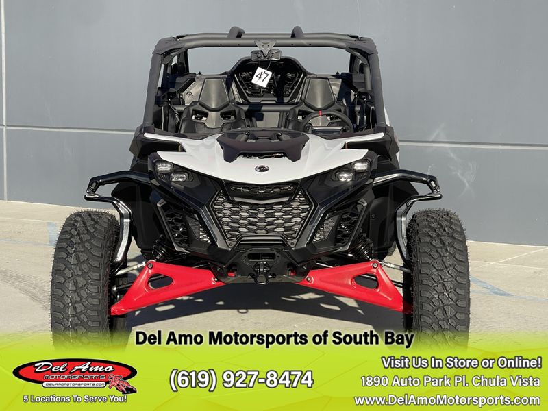 2025 Can-Am MAVERICK R MAX  999T DCTImage 2