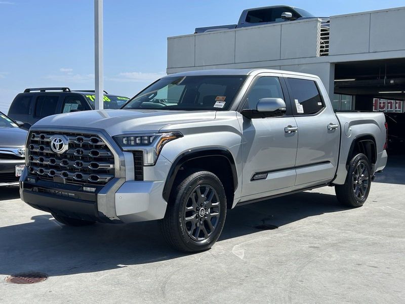 2024 Toyota Tundra PlatinumImage 6