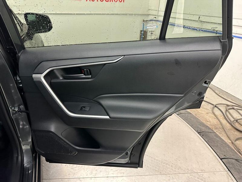 2021 Toyota RAV4 LEImage 24