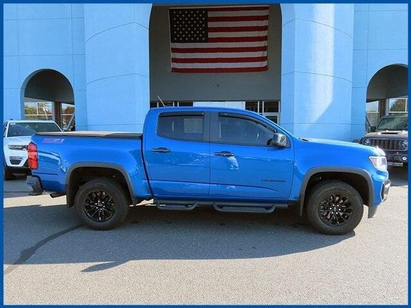 2022 Chevrolet Colorado Z71Image 2