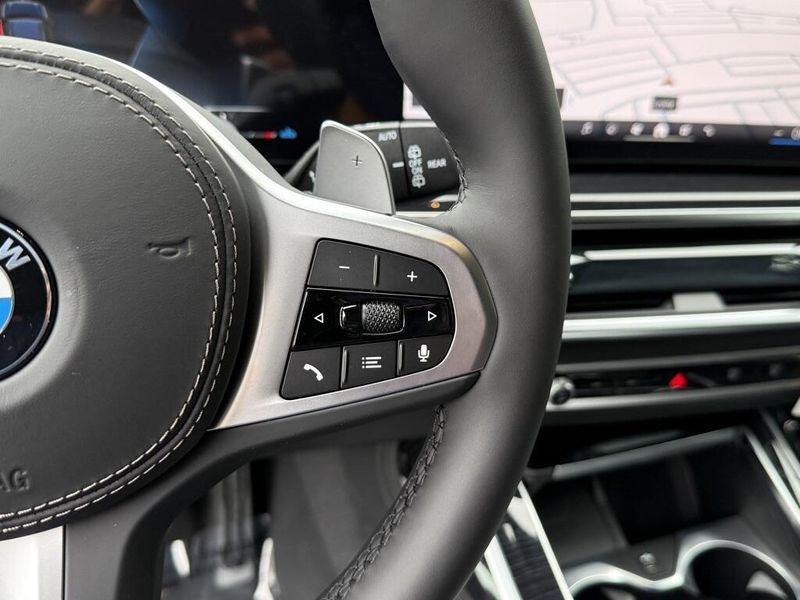 2026 BMW X7 xDrive40iImage 24
