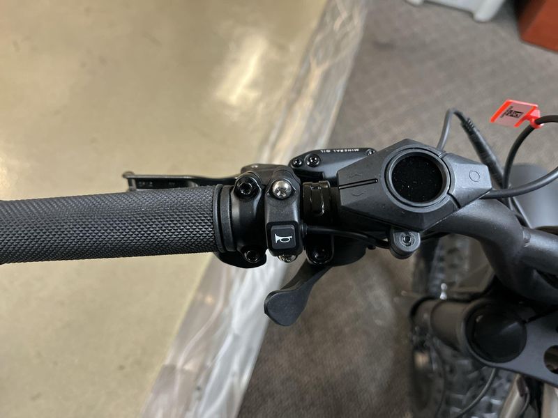 New 2025 Super73 Z Adventure Core E-Bike Image 11