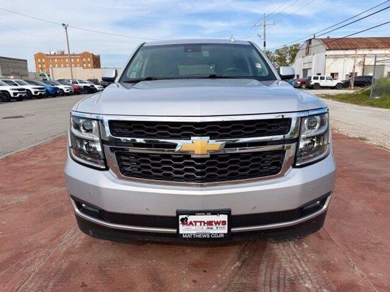Used 2020 Chevrolet Tahoe LTImage 2