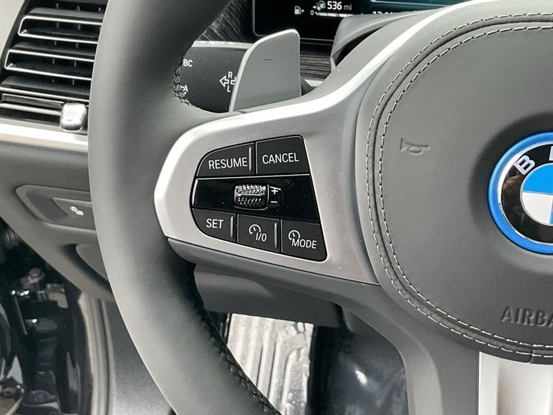 2025 BMW X5 xDrive50eImage 24