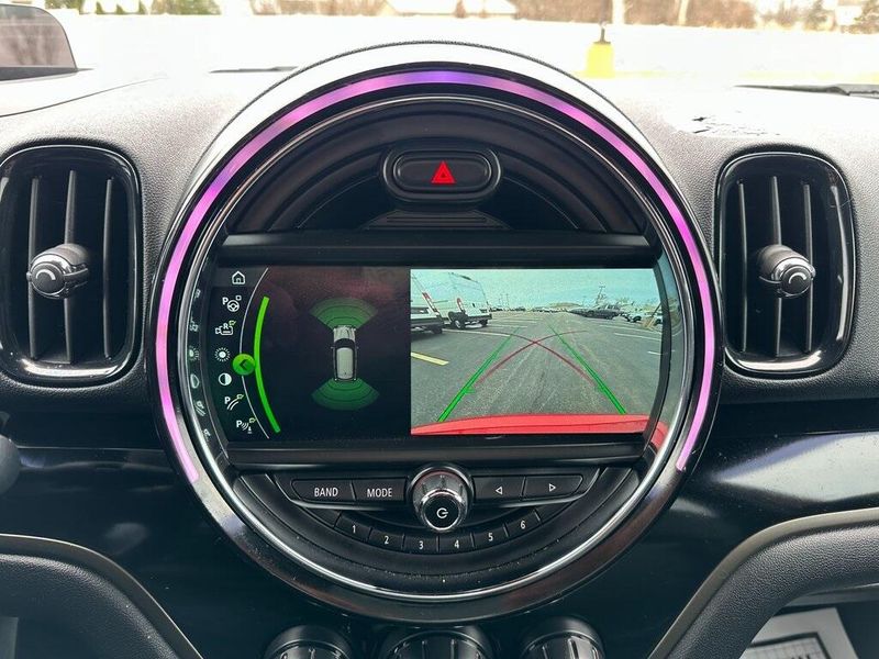 2018 MINI Countryman BaseImage 6