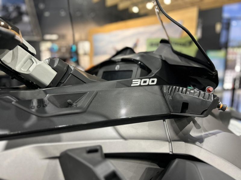 2025 Sea-Doo FISHPRO APEX 300 (SOUND SYSTEM) Image 20
