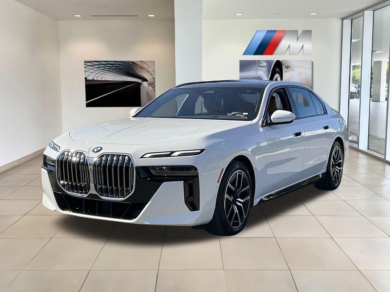 2023 BMW 7 Series 740iImage 4