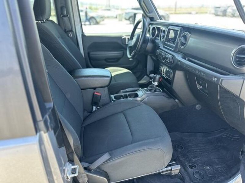 Used 2021 Jeep Wrangler Sport SImage 10