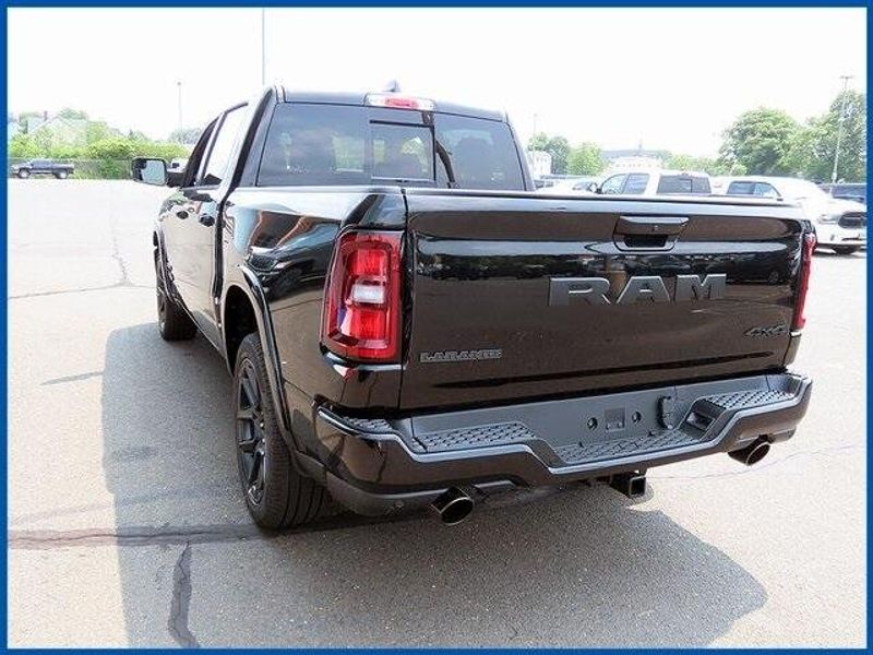 2025 RAM 1500 LaramieImage 5