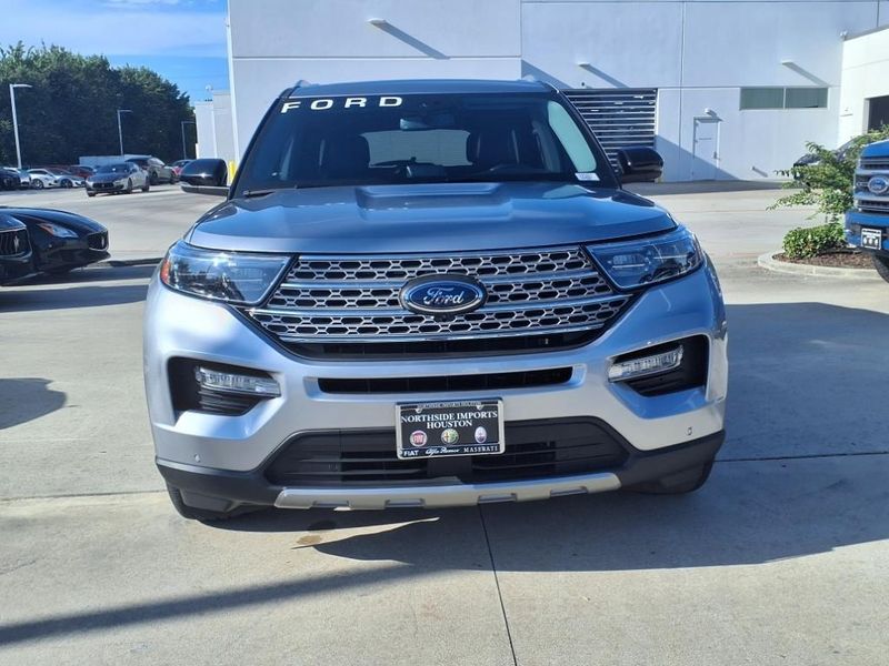 2022 Ford Explorer LimitedImage 9