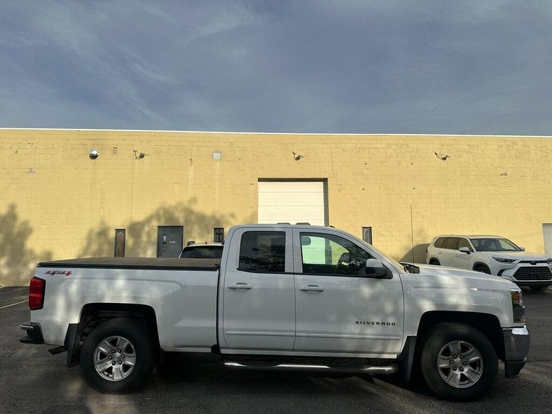 2016 Chevrolet Silverado 1500 LT photo 12