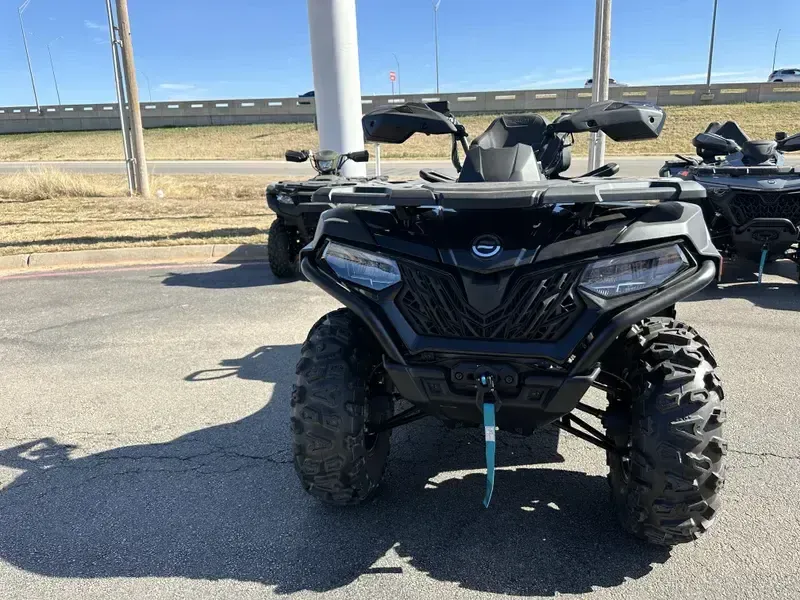 2025 CFMOTO CFORCE 600 TOURING NEBULA BLACK Image 11