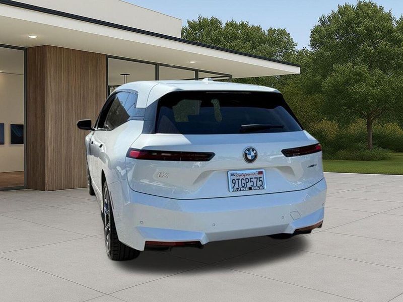 Used 2026 BMW iX xDrive45Image 11