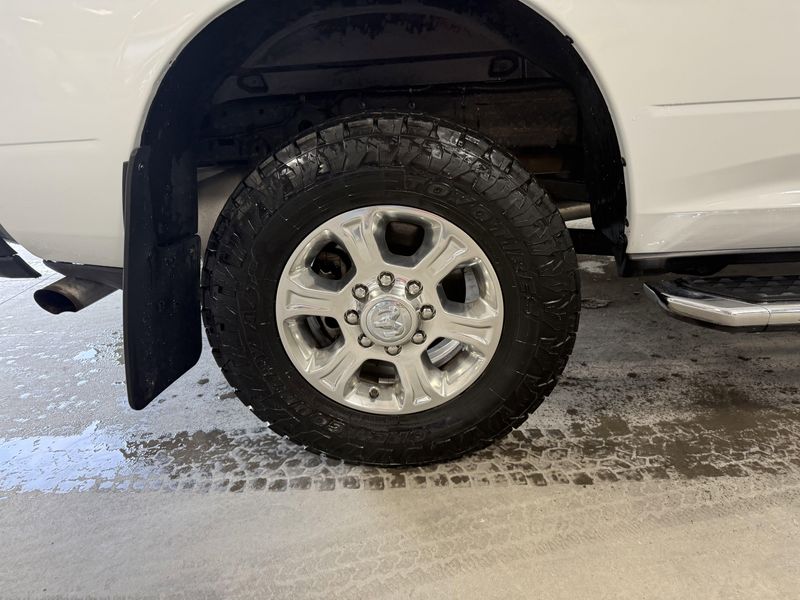 Used 2022 RAM 2500 Big HornImage 5