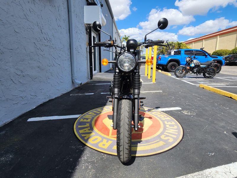 New 2024 Royal Enfield HUNTER 350 Image 2