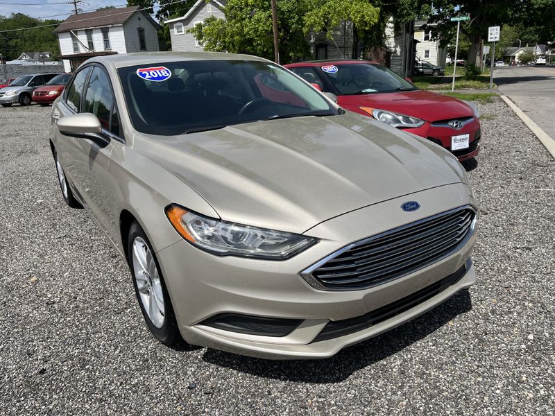 2018 Ford Fusion SEImage 1