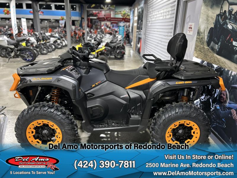 2025 Can-Am OUTLANDER MAX XT-P 1000R Image 10