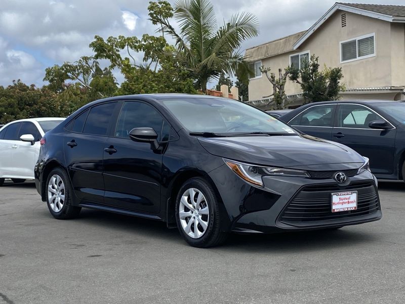 2024 Toyota Corolla LEImage 2