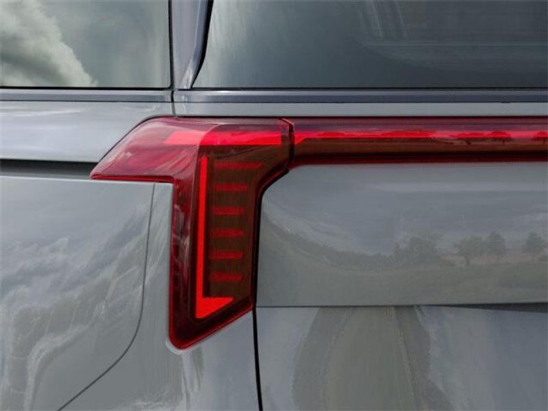2025 Kia Carnival Hybrid SX PrestigeImage 11