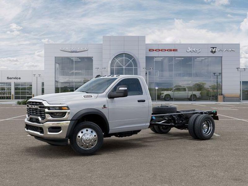 New 2026 RAM 5500 Tradesman Chassis Regular Cab 4x2 84