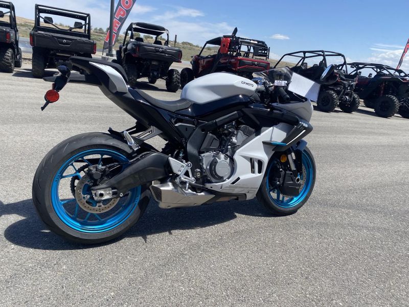 New 2026 CFMOTO 675SS 