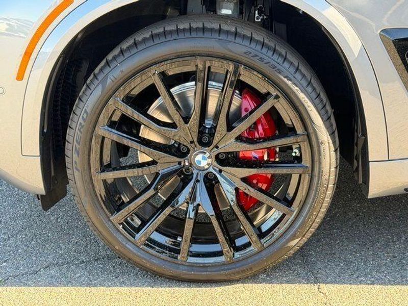 New 2026 BMW X5 sDrive40iImage 12