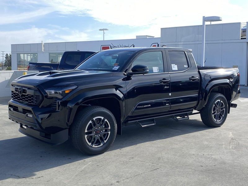 2024 Toyota Tacoma TRD SportImage 6