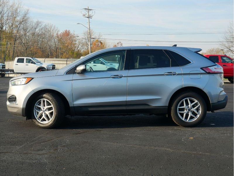 2021 Ford Edge SELImage 10