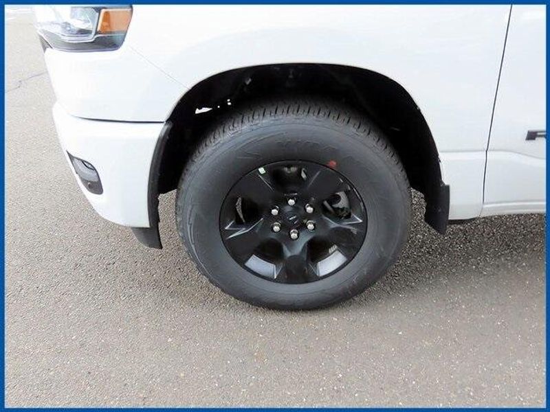 2025 RAM 1500 TradesmanImage 4